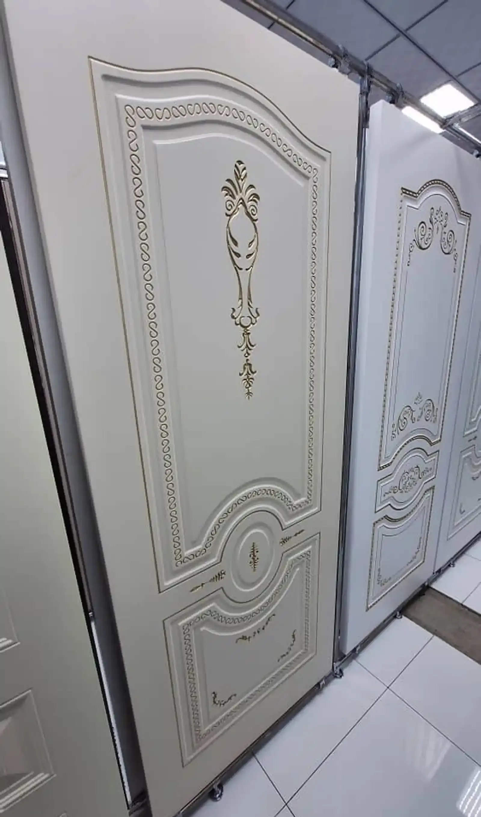Дверь