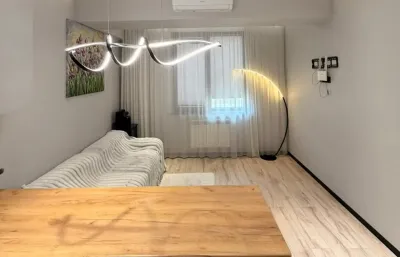 2-комн. квартира, 14 этаж, 57 м², Чулочка