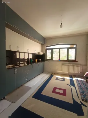 2-комн. квартира, 2 этаж, 70 м², Фирдавси