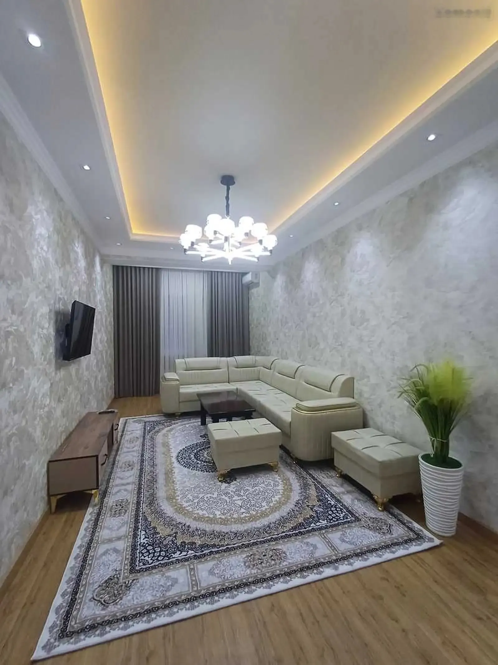 2-комн. квартира, 10 этаж, 70м², Овир