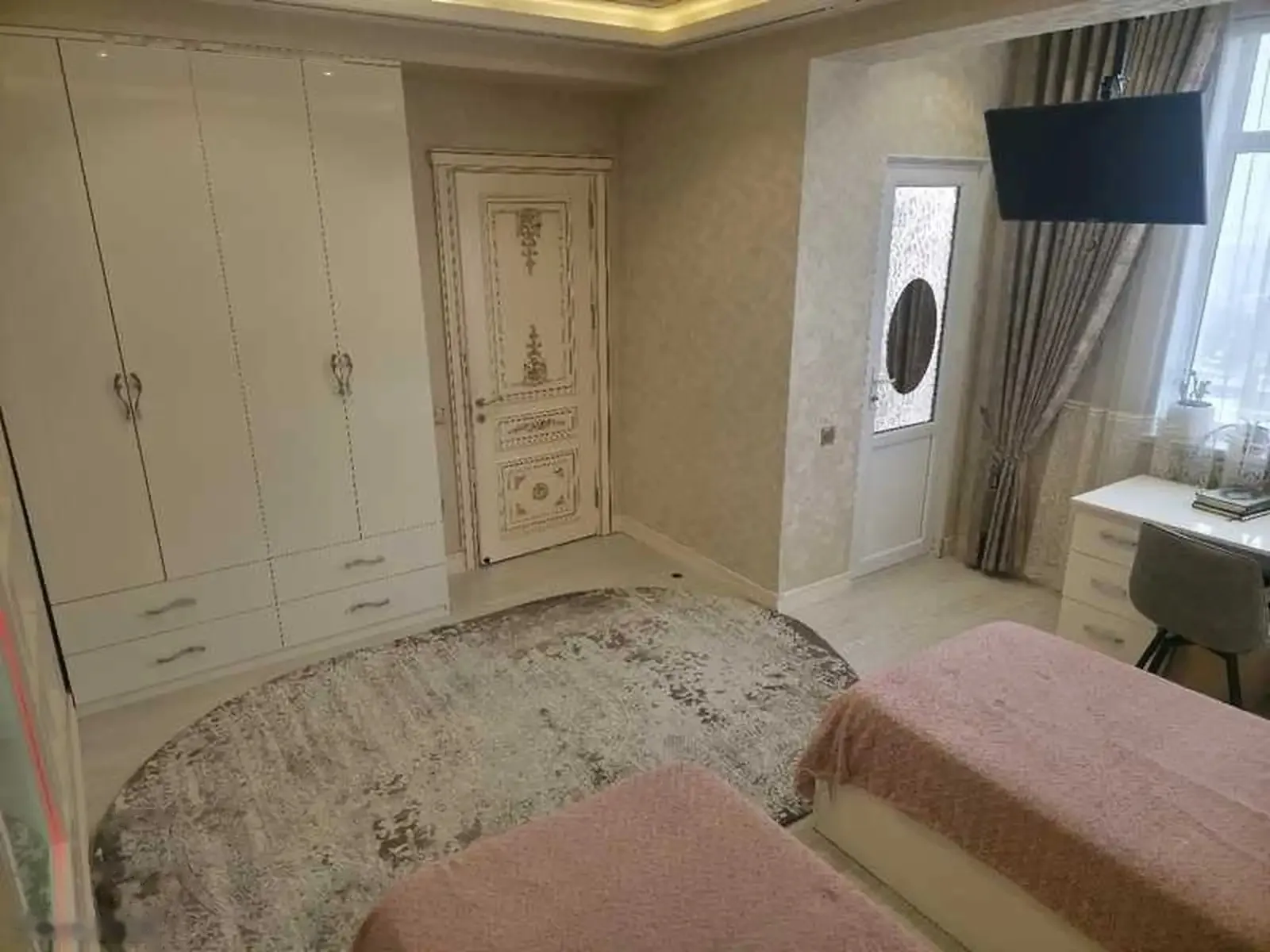 4-комн. квартира, 10 этаж, 150м², пеши Парламент