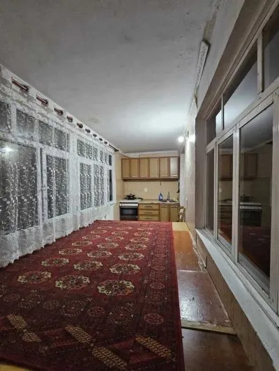 2-комн. квартира, 4 этаж, 70м², 101мкр