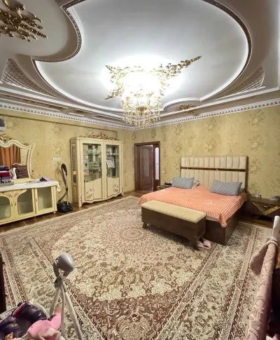 3-комн. квартира, 5 этаж, 156 м², Овир
