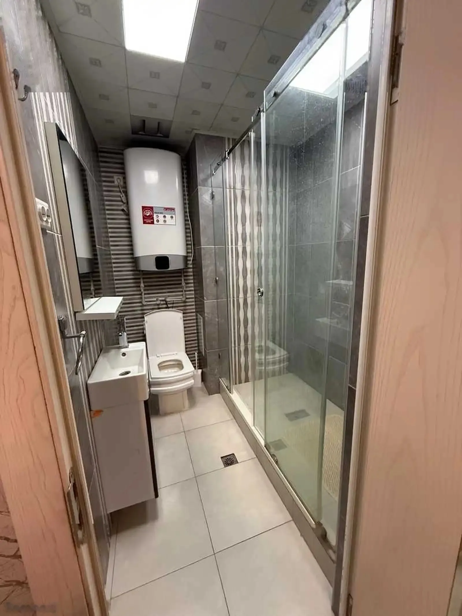 2-комн. квартира, 16 этаж, 100м², Славянский Университет