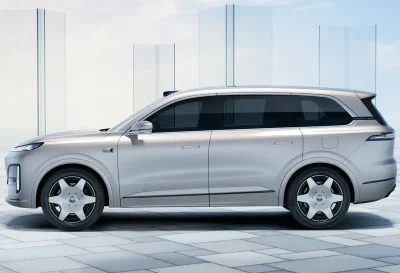 Deep Blue s 09 4wd, 2025