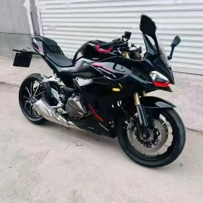 Мотоцикл QJMotor