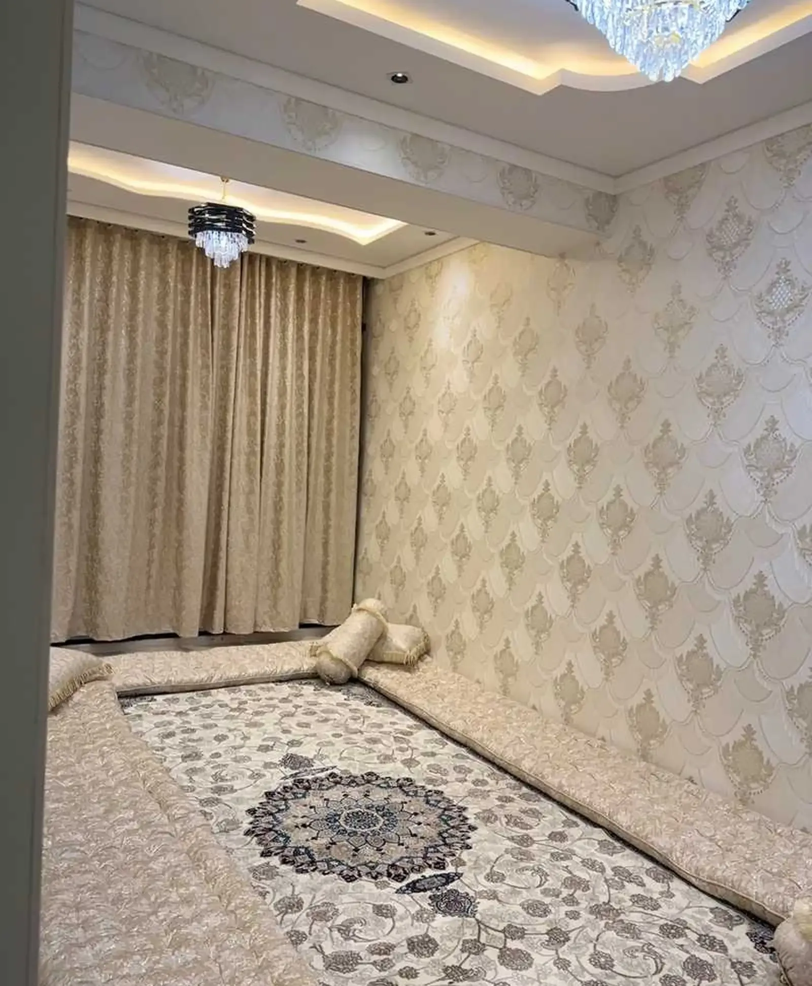 2-комн. квартира, 12 этаж, 67м², Ваданасос