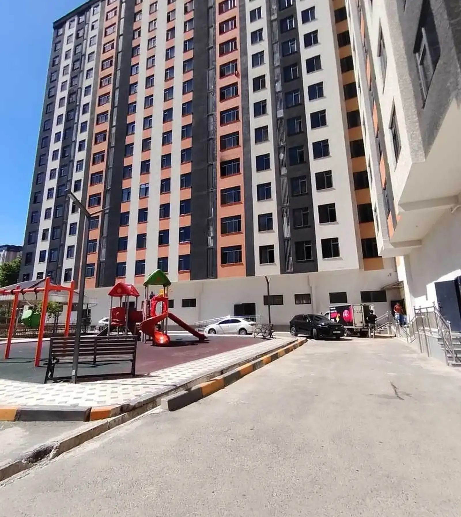 2-комн. квартира, 6 этаж, 50м², 112мкр