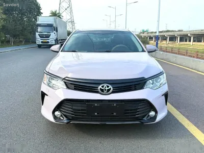 Toyota Camry, 2016