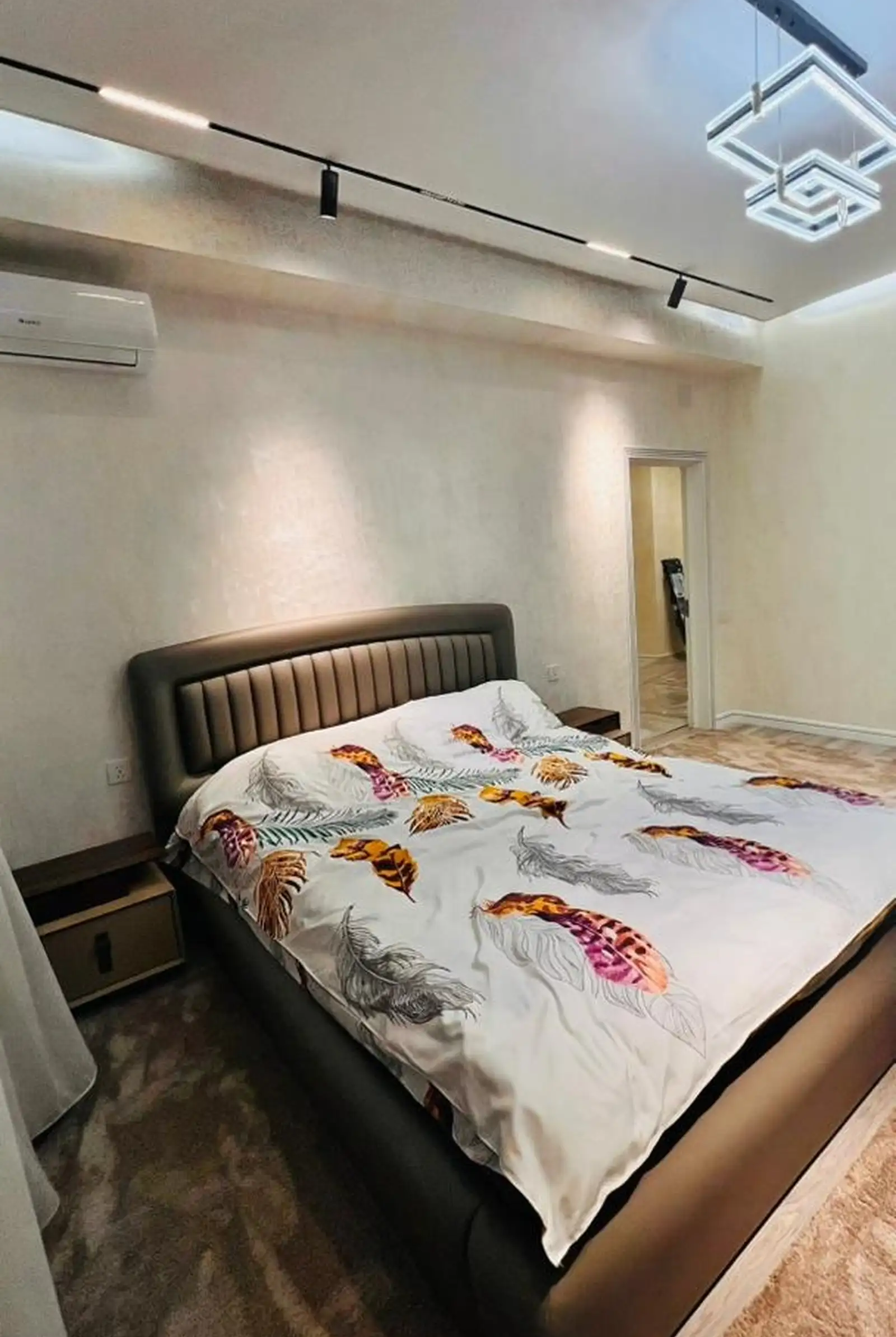 3-комн. квартира, 4 этаж, 140м², Шохмансур ру баруи Зелёный бозор доми Валберис Наздикии Садбарг