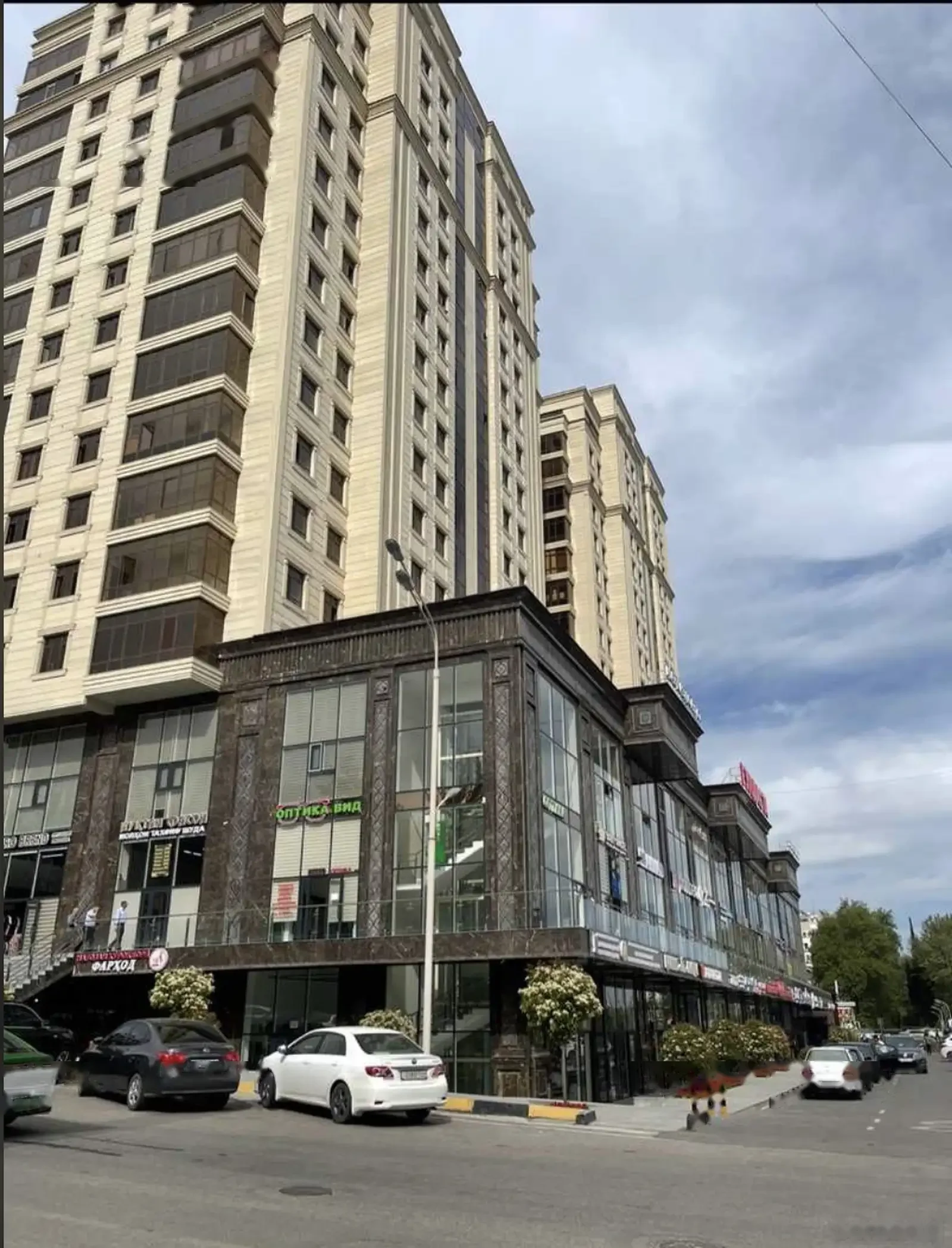 2-комн. квартира, 12 этаж, 67м², 92мкр