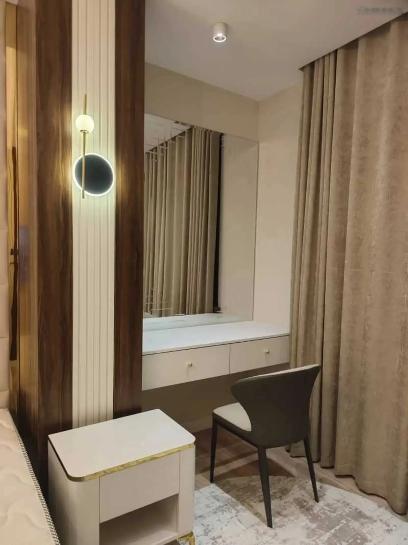 3-комн. квартира, 8 этаж, 125м², Ориёнбонк, пр Рудаки