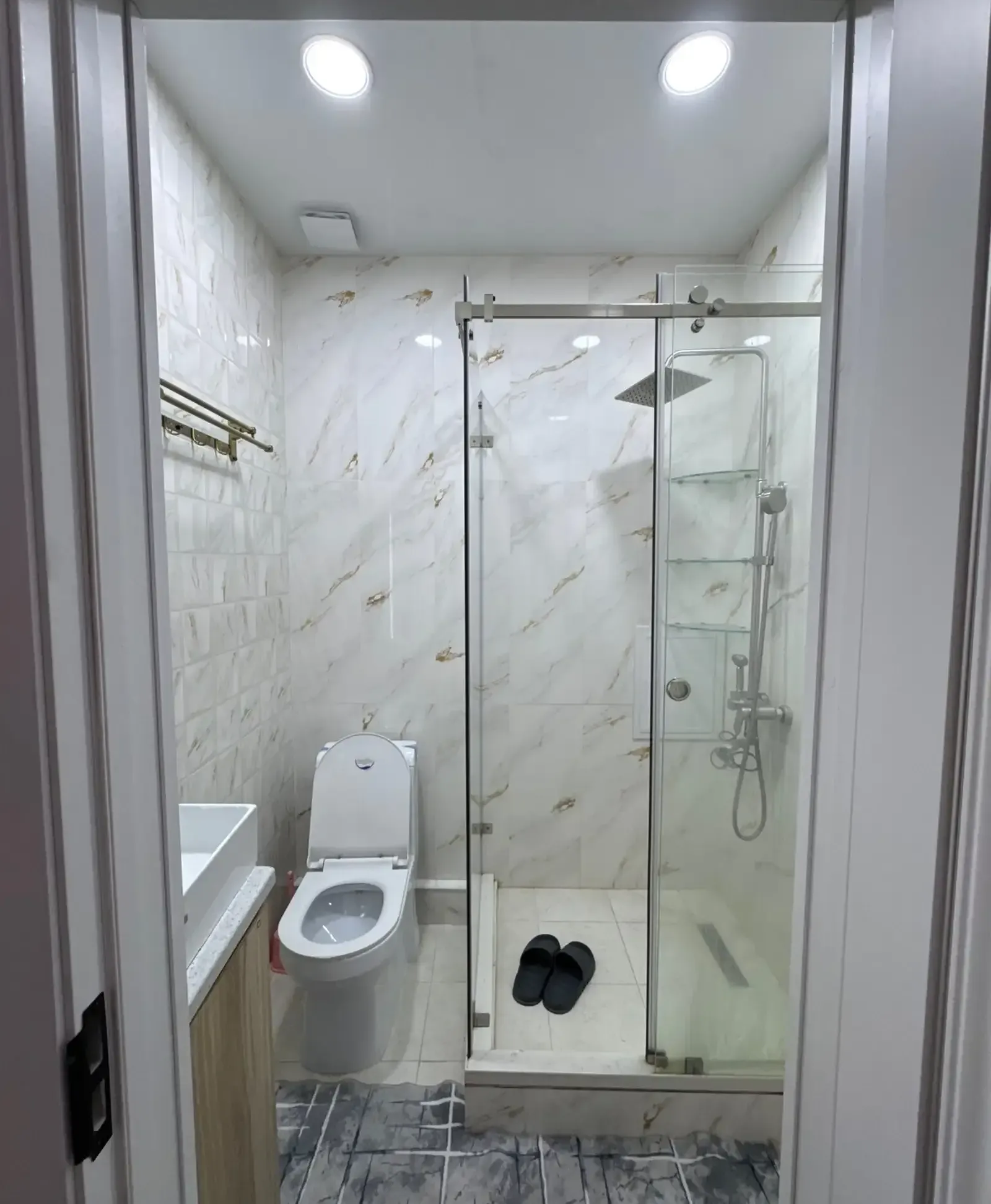 2-комн. квартира, 10 этаж, 90м², Ёвар/Овир/Султанбей/Грандь Отель