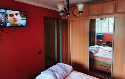 3-комн. квартира, 3 этаж, 50 м², Цирк