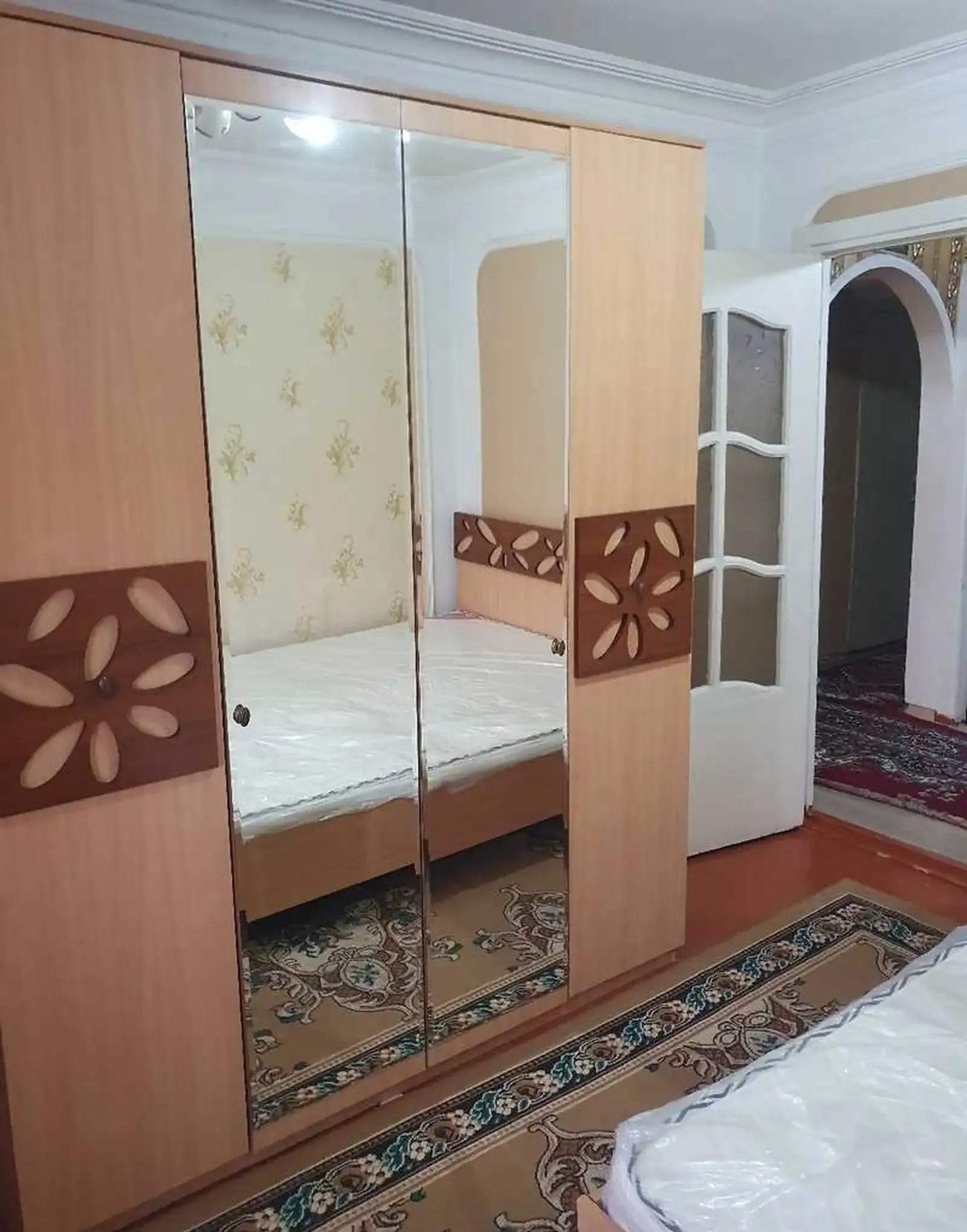 4-комн. квартира, 1 этаж, 77м², 82 мкр, 101 мкр,сари роҳ, мавҷи Истиқлол