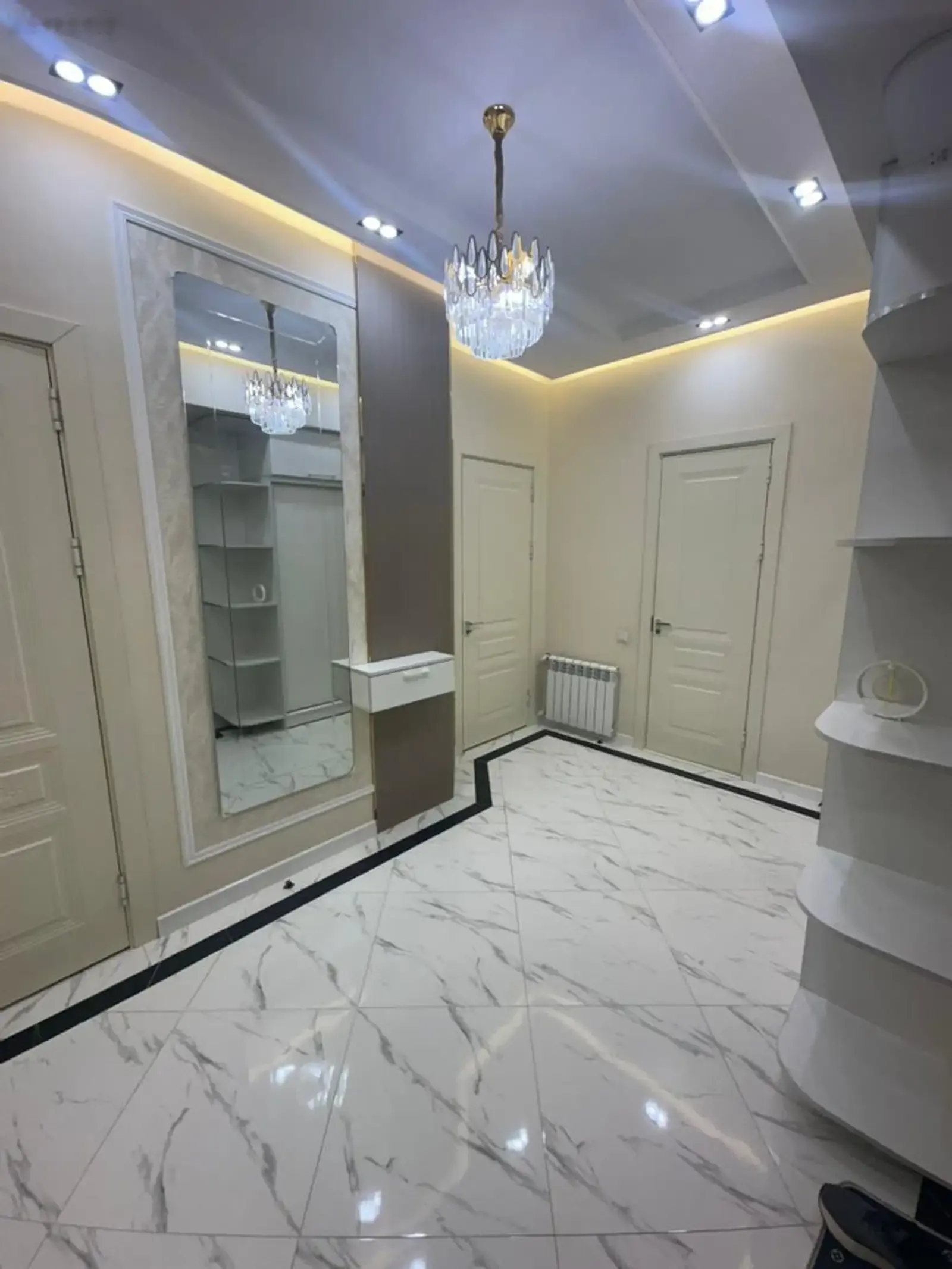2-комн. квартира, 5 этаж, 75м², Шохмансур