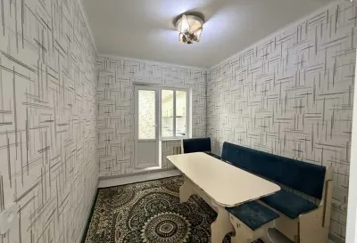 3-комн. квартира, 2 этаж, 80м², 103мкр