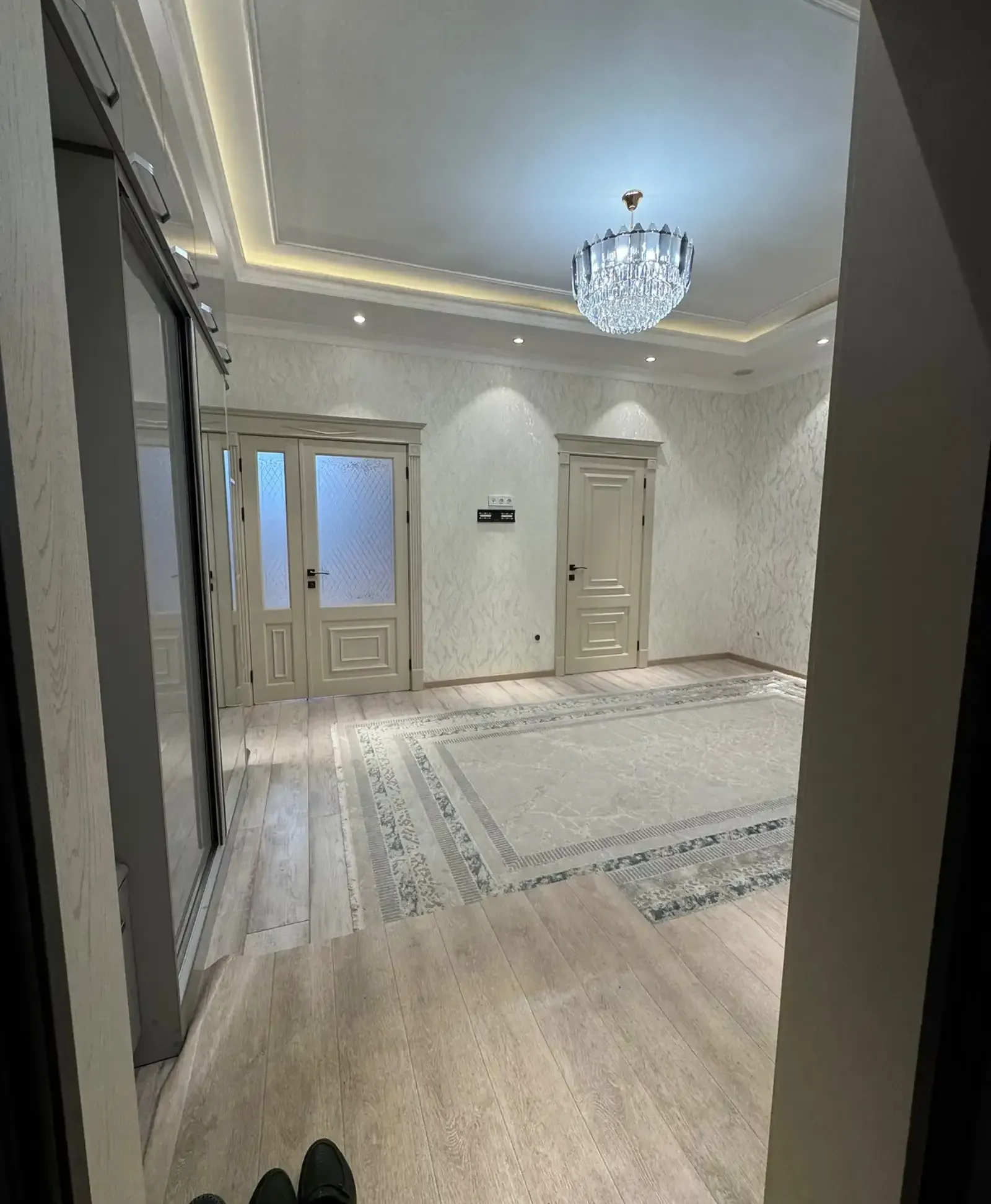 2-комн. квартира, 5 этаж, 100м², Овир/Гранд Отель