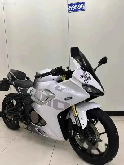 Мотоцикл QJMото SR250 на заказ