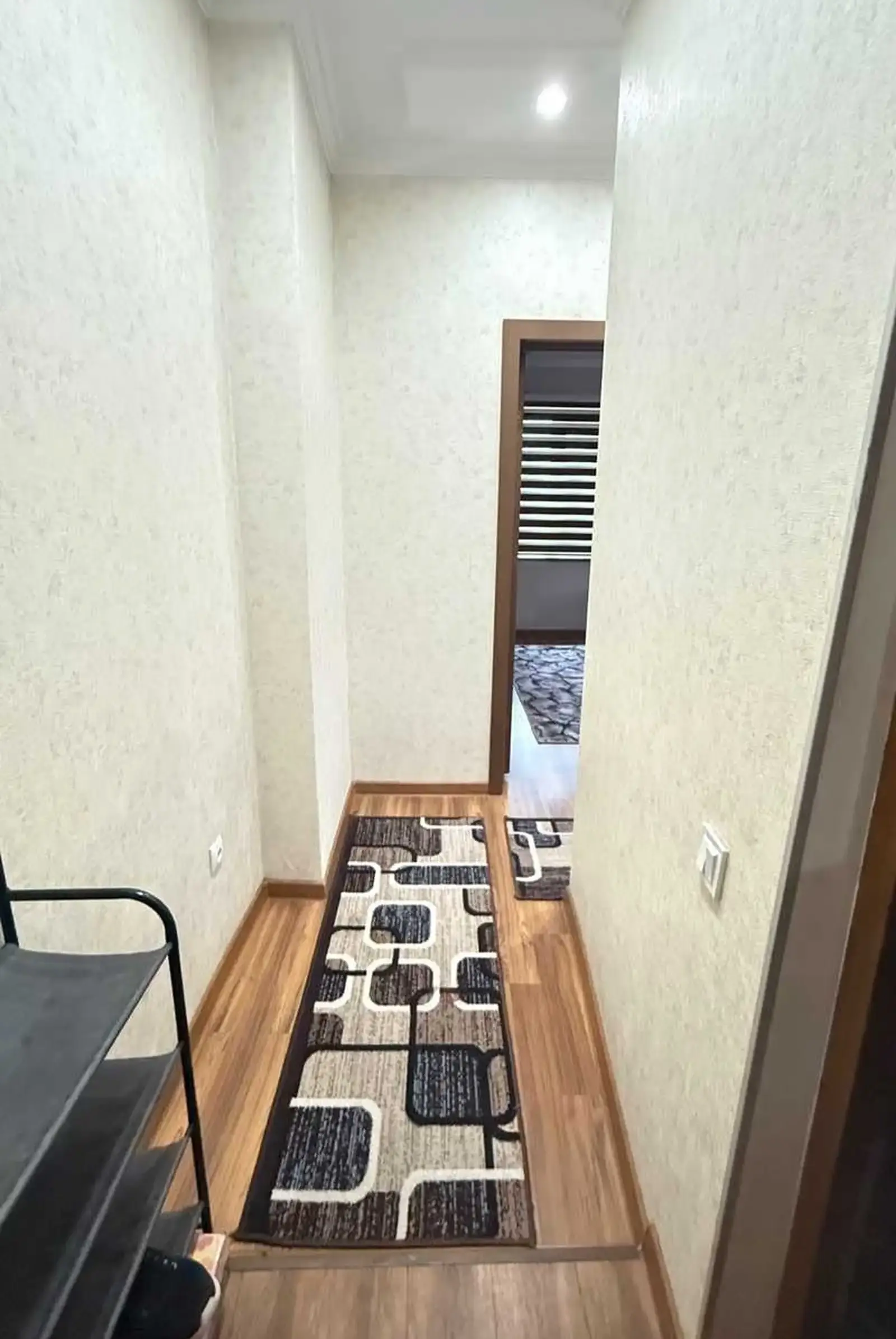 1-комн. квартира, 1 этаж, 30 м², И.Сомони