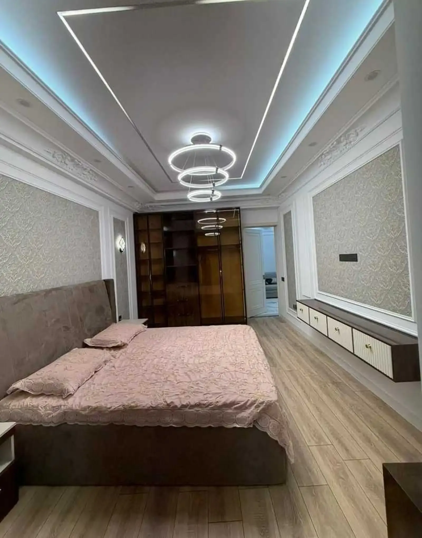 3-комн. квартира, 1 этаж, 105м², Сафо