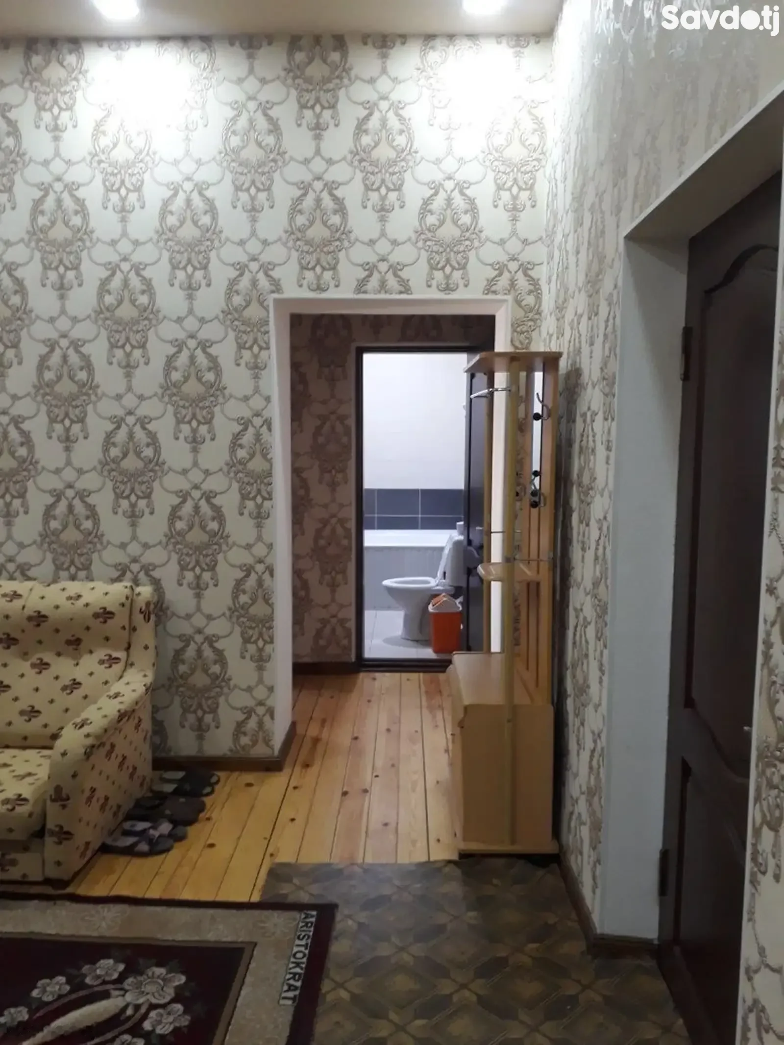 2-комн. квартира, 2 этаж, 60м², Универмаг