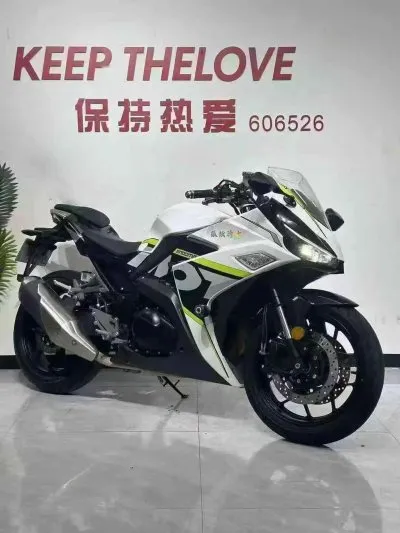 Мотоцикл Suzuki GSX