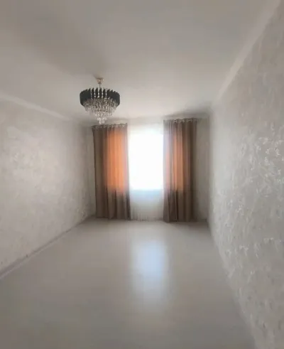 3-комн. квартира, 2 этаж, 56 м², Сино
