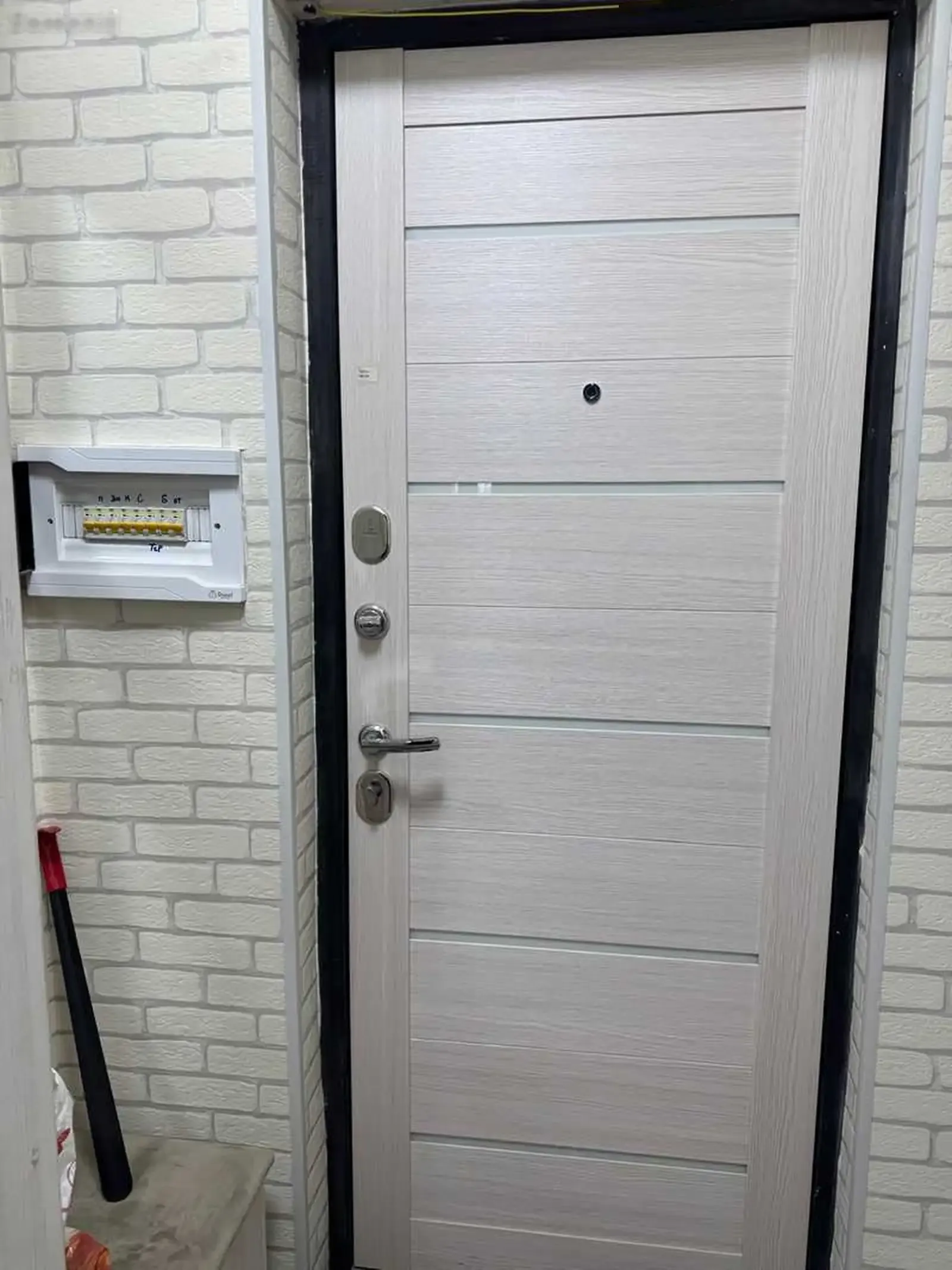 3-комн. квартира, 3 этаж, 59м², Сино, 102 мкр