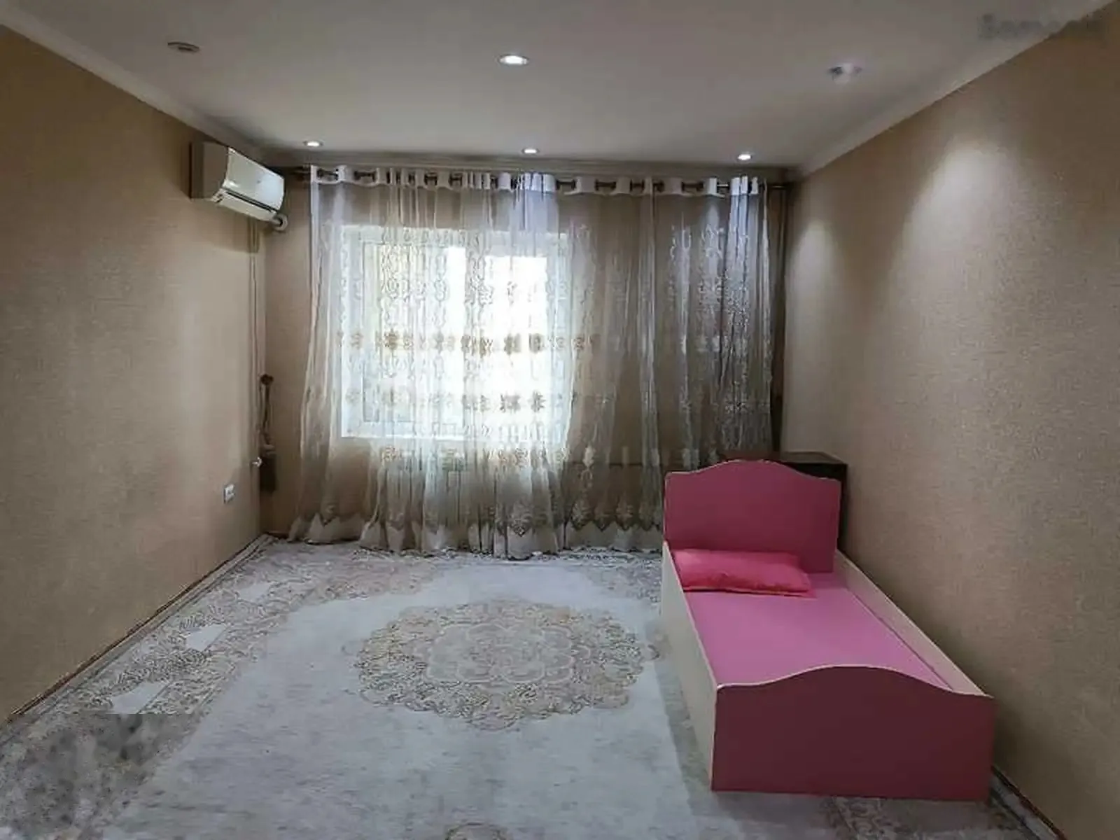 2-комн. квартира, 5 этаж, 100м², Фирдавси