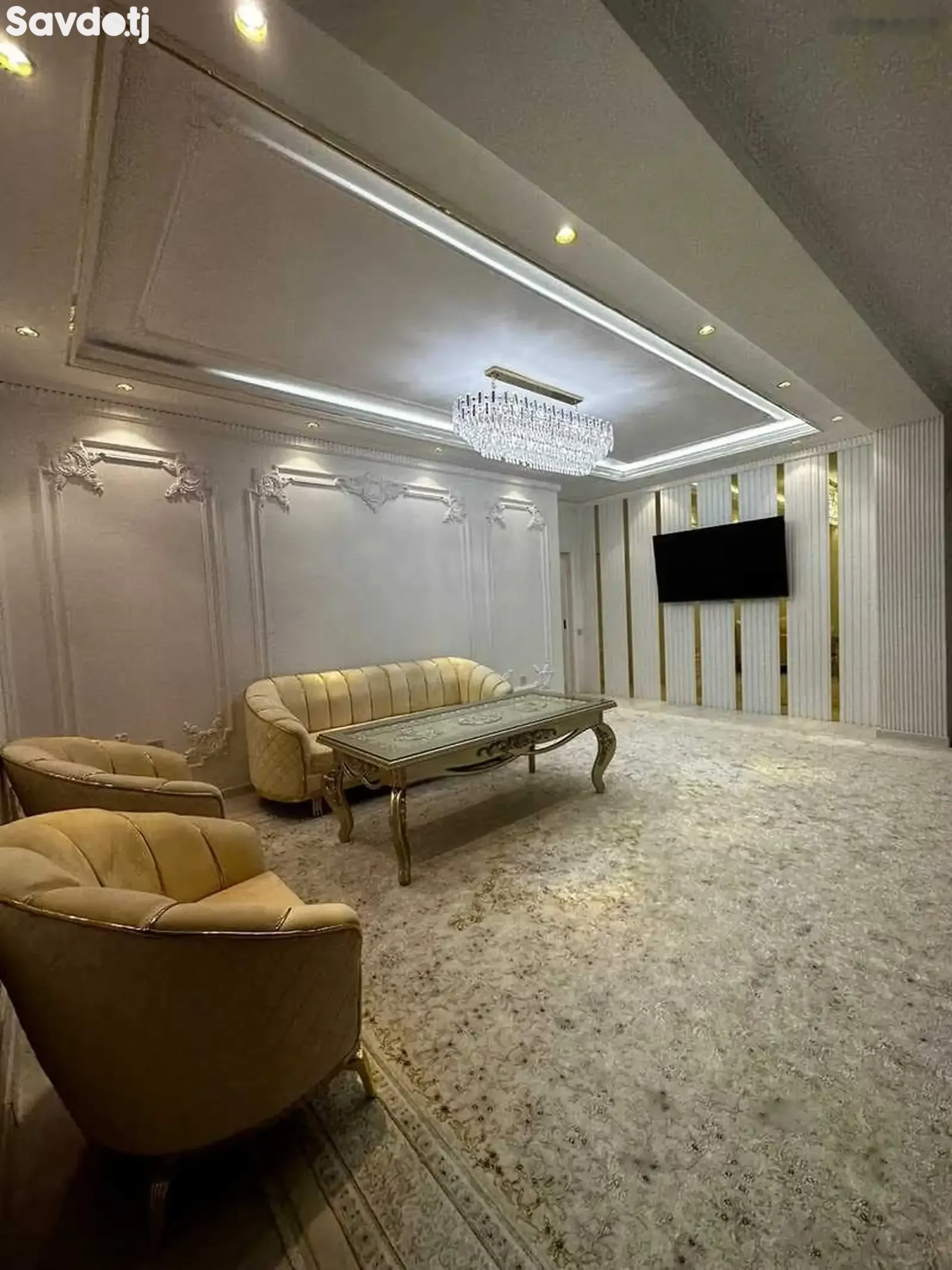 3-комн. квартира, 3 этаж, 119м², И Сомони, Овир