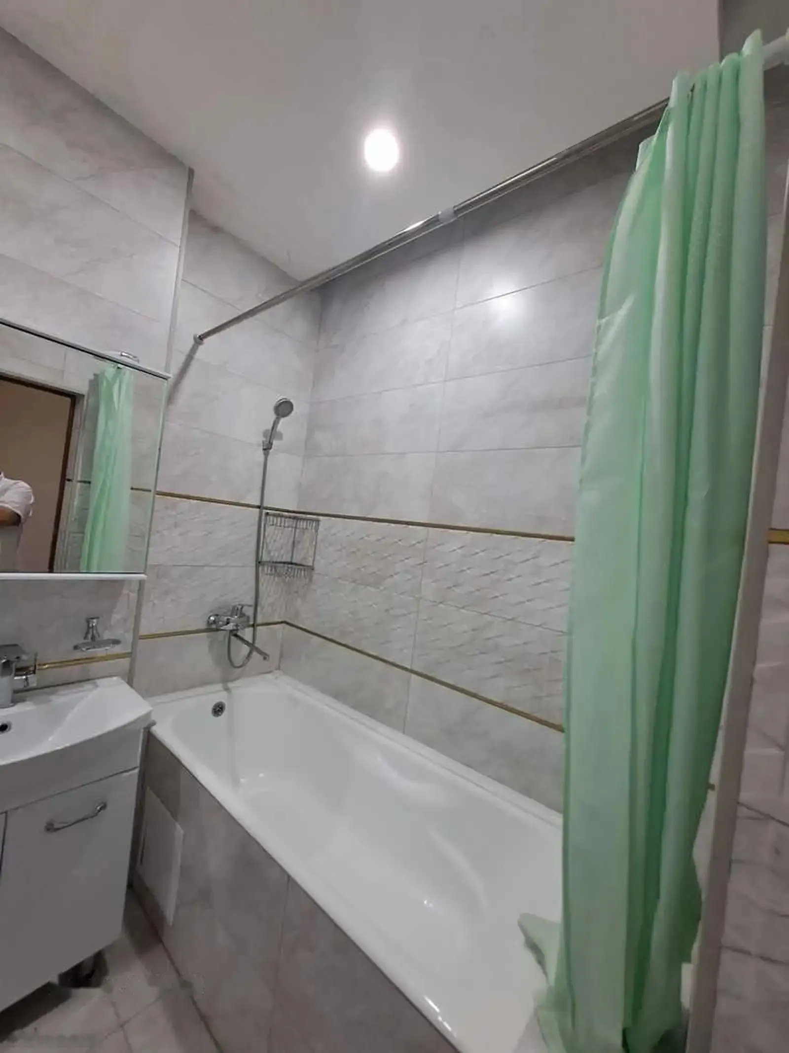 3-комн. квартира, 1 этаж, 102м², 91мкр