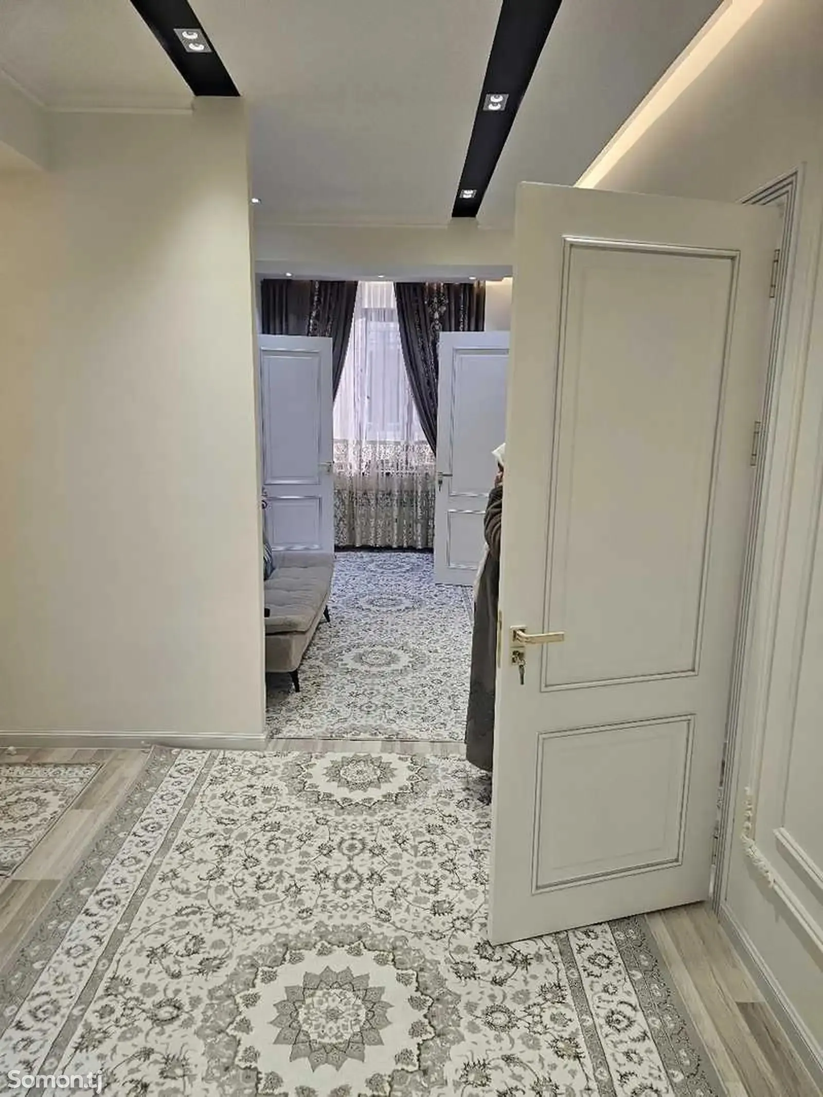 5-комн. квартира, 11 этаж, 160м², ру ба руи гостницаи Hilton