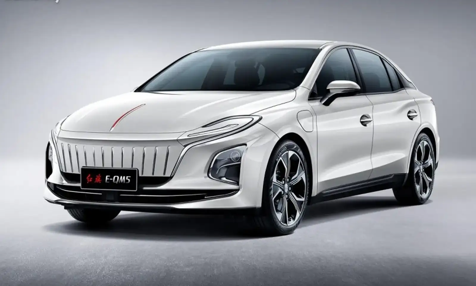 Hongqi E-QM5,