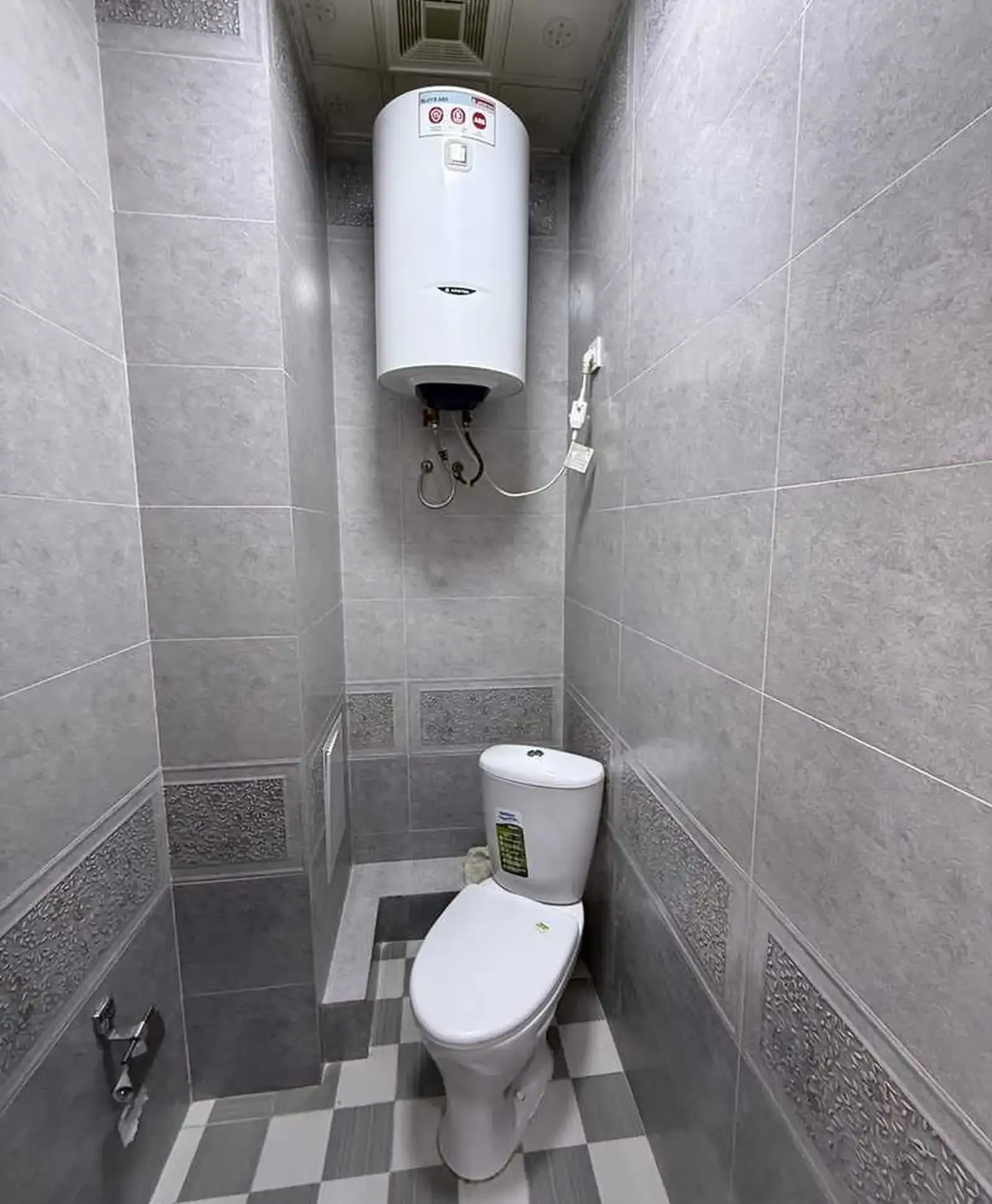 2-комн. квартира, 3 этаж, 63м², Чойхонаи Роҳат