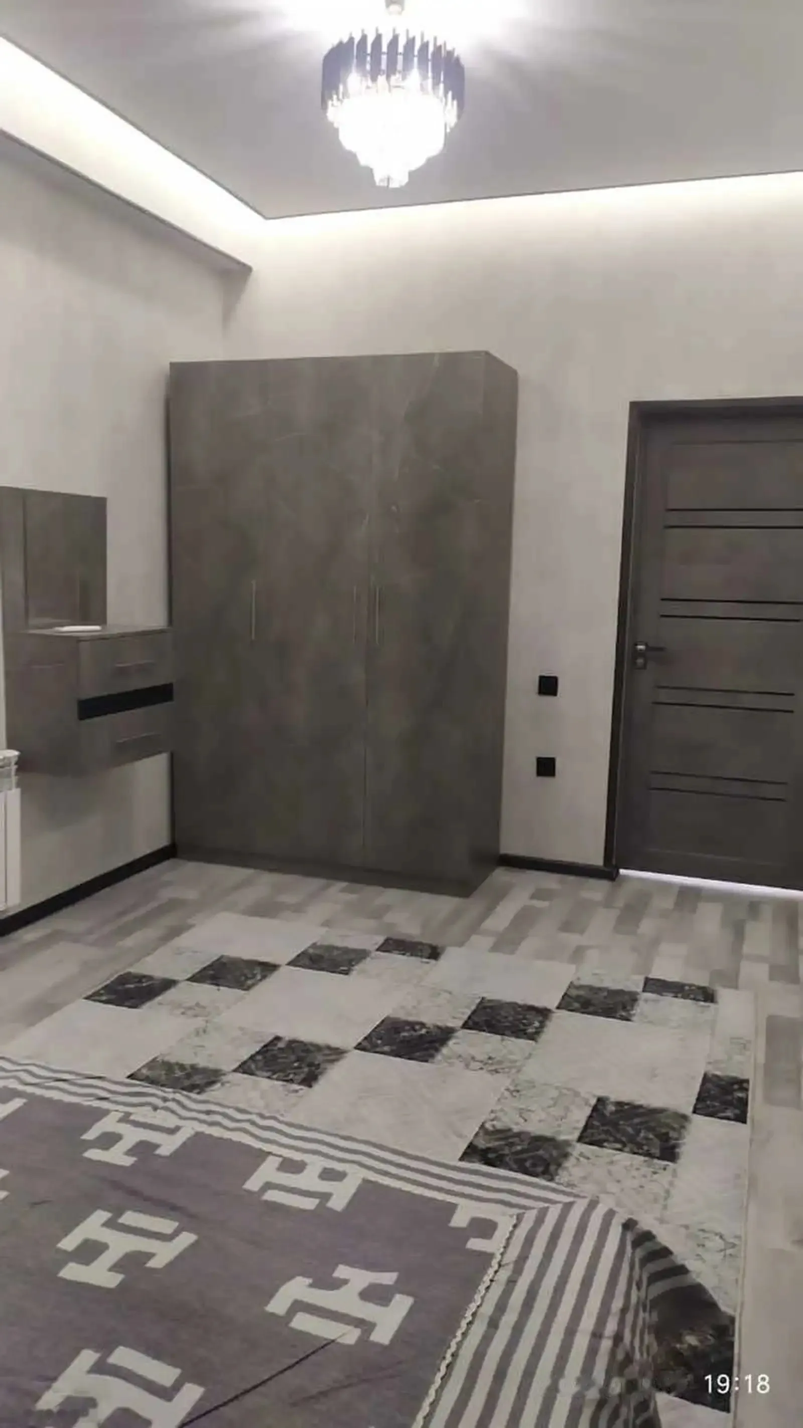 2-комн. квартира, 14 этаж, 55м², Овир