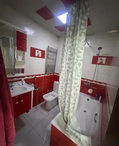 3-комн. квартира, 1 этаж, 90м², Сино