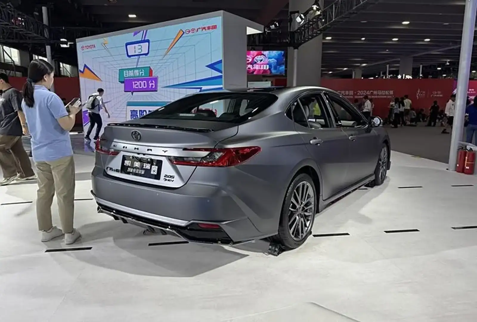 Toyota Camry,