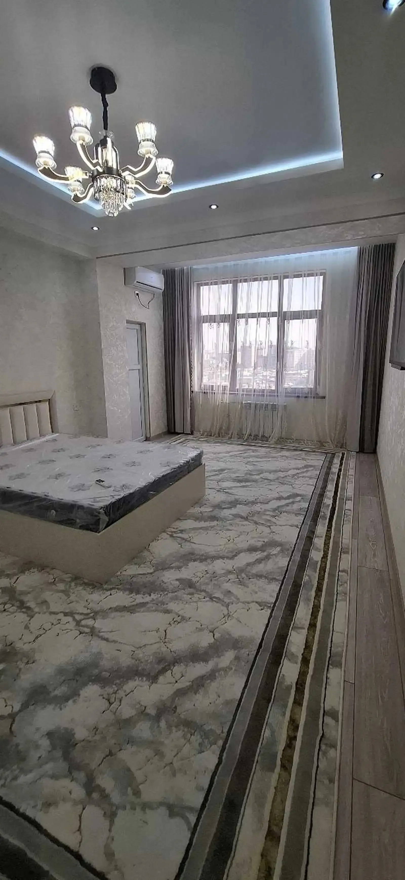 2-комн. квартира, 11 этаж, 85м², Зарнисор