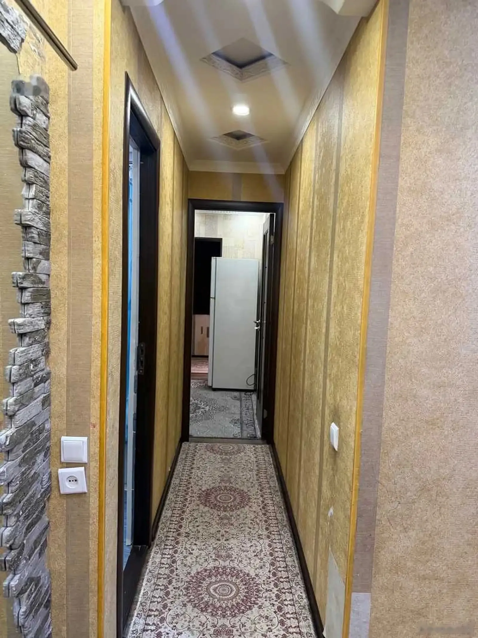 4-комн. квартира, 2 этаж, 95м², профсоюз