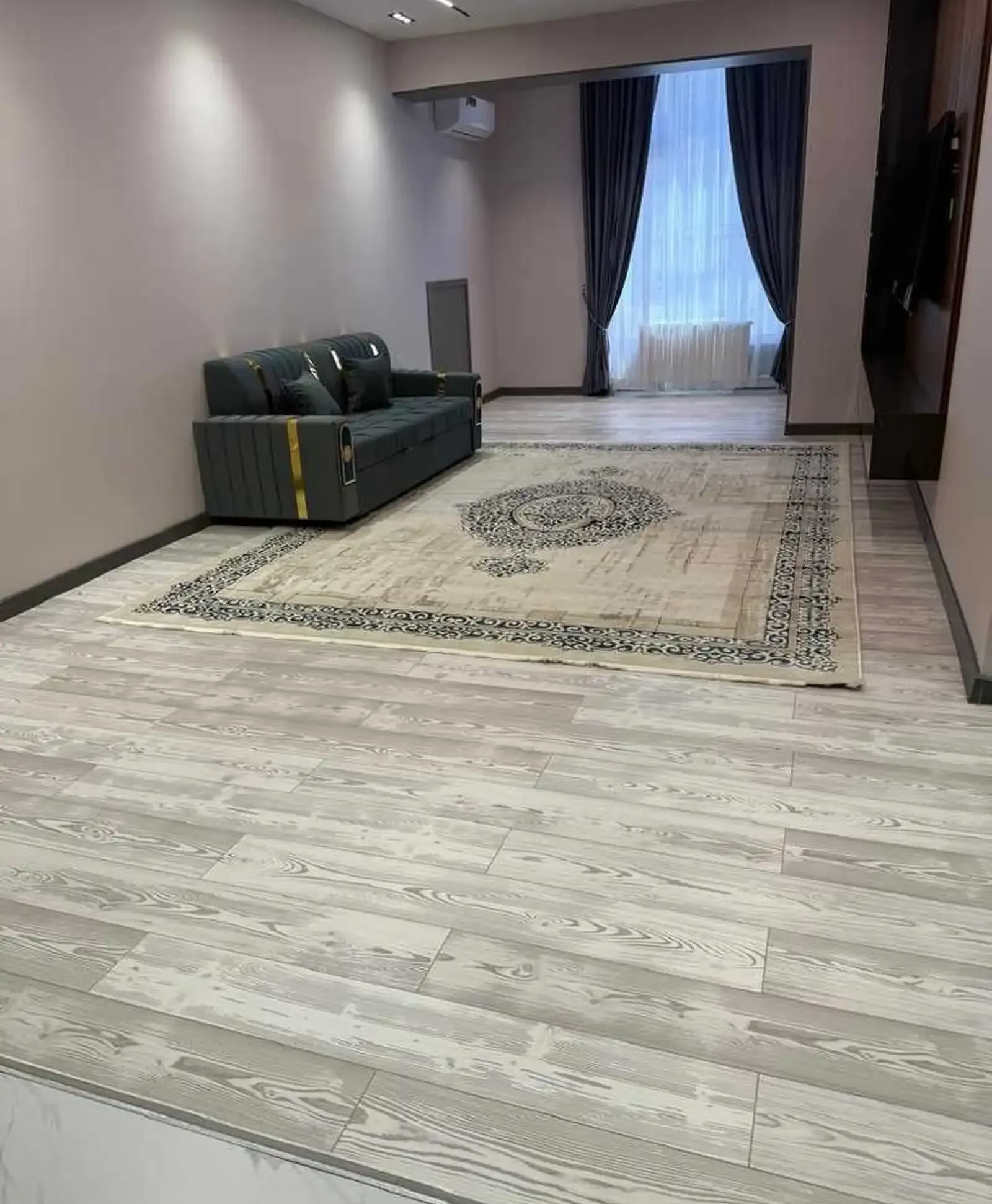 2-комн. квартира, 15 этаж, 87м², Голубой Экран