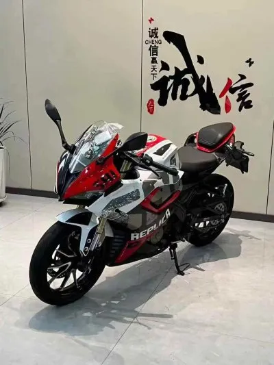 Мотоцикл Ducati 400 на заказ