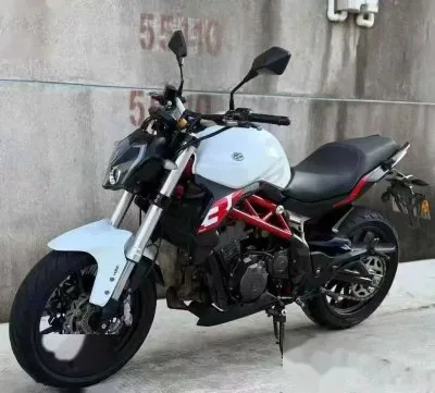 Мотоцикл Benelli