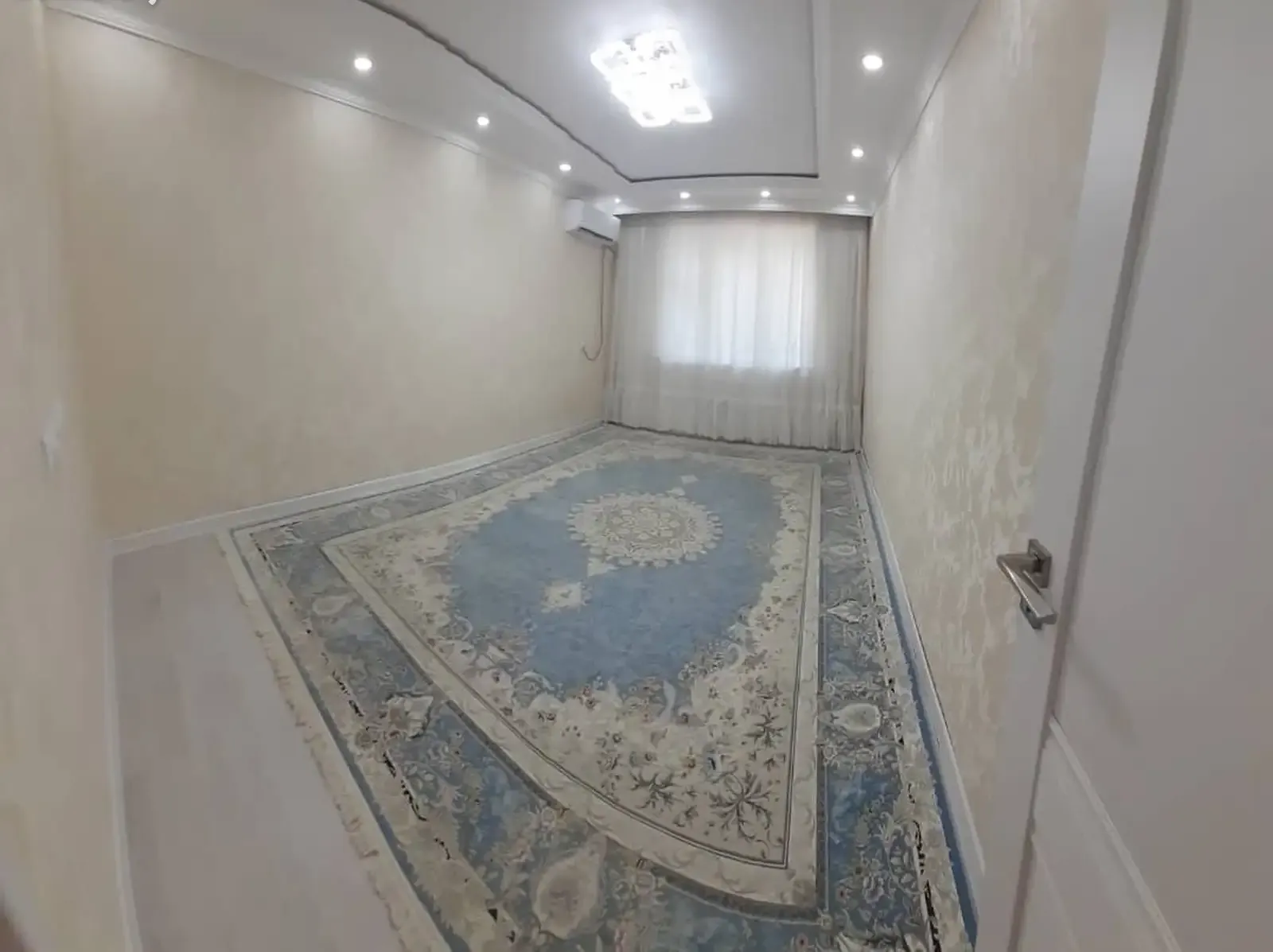 3-комн. квартира, 4 этаж, 70 м², Сино