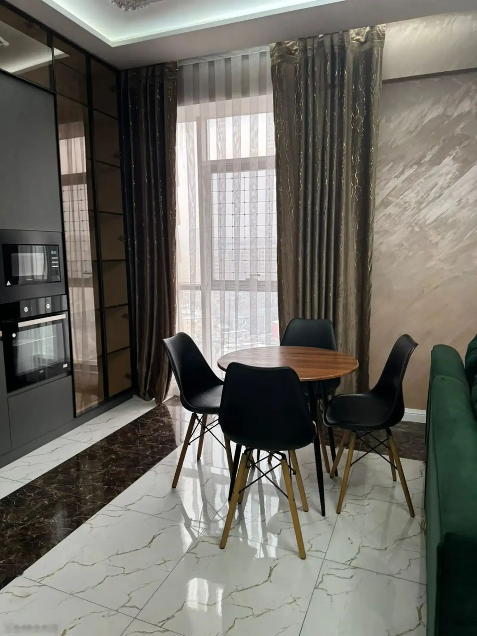 2-комн. квартира, 15 этаж, 78 м², Шохмансур