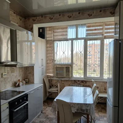 4-комн. квартира, 3 этаж, 112м², Сино