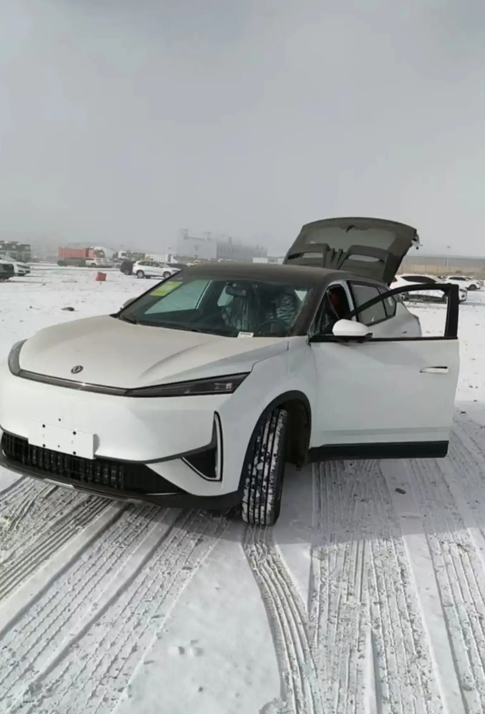 Dongfeng L7,