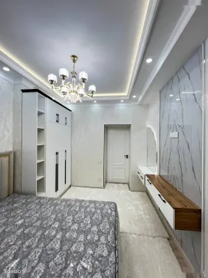 3-комн. квартира, 2 этаж, 82 м², сино
