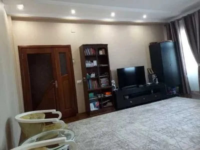 2-комн. квартира, 9 этаж, 80 м², Сино