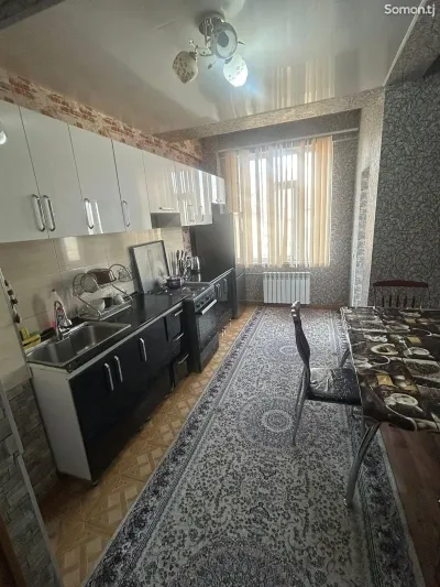 2-комн. квартира, 5 этаж, 75м², Тайга